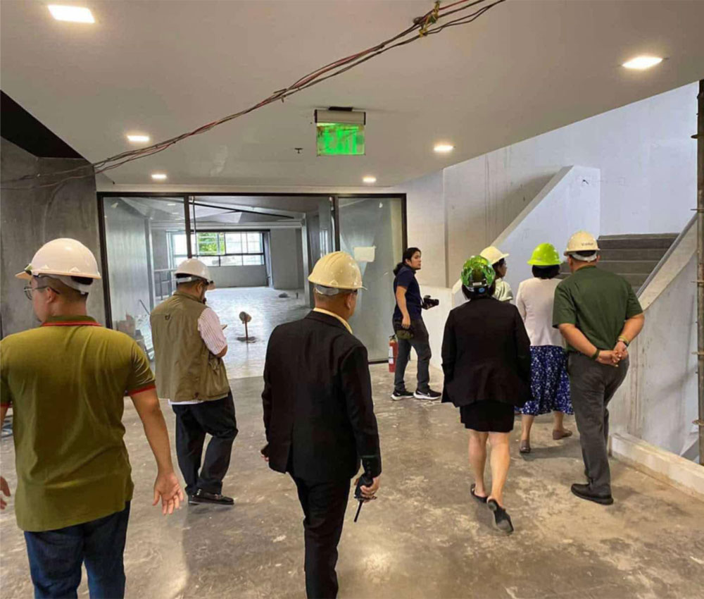 Br. President Visits Engineering and Architecture Building Development 