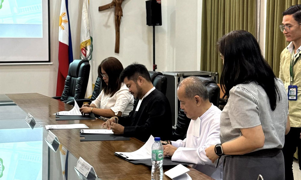 LSEED of DLSU and LCDC of DLSU-D formalized their partnership through the signing of a Memorandum of Understanding