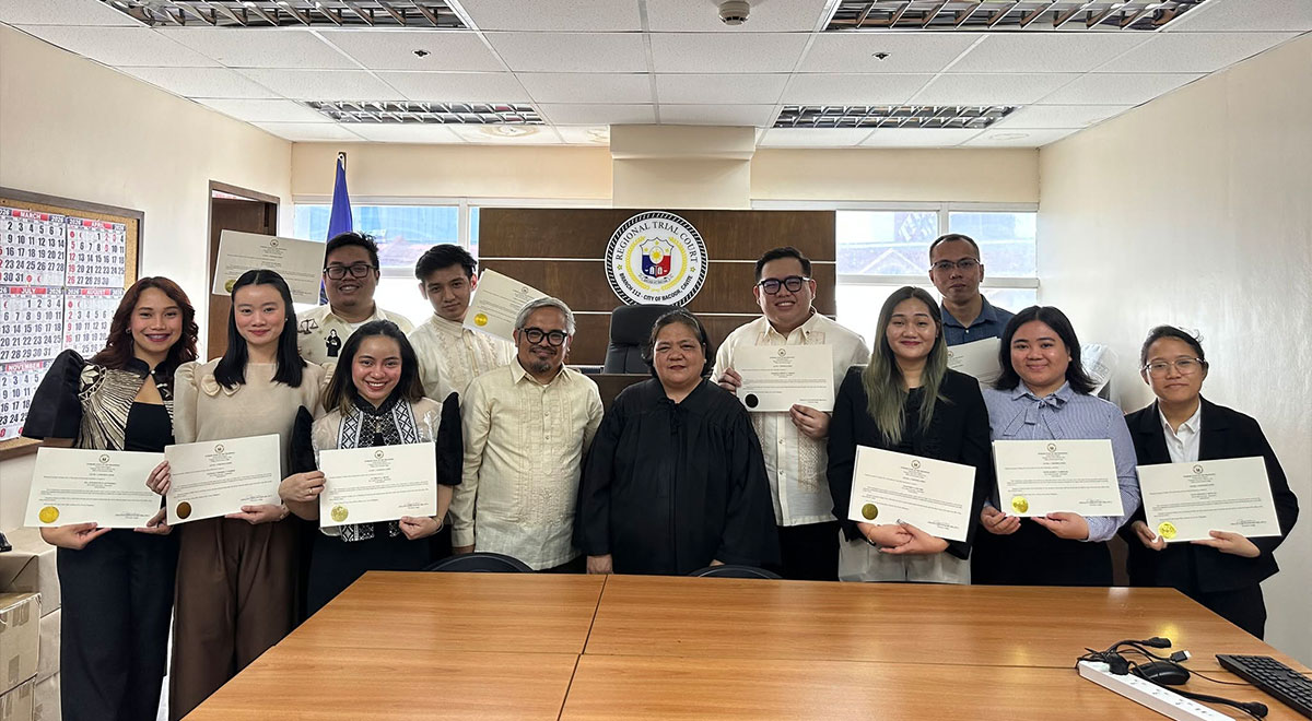 College of Law Students Take Oath for Clinical Legal Education Program Certification