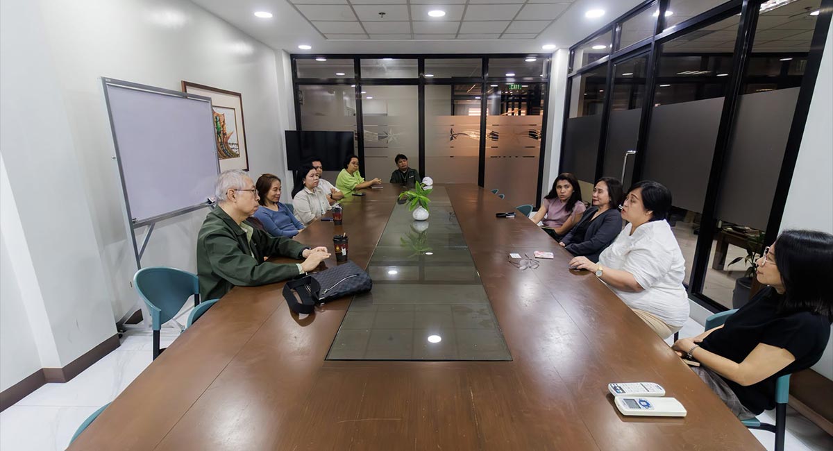 Strengthening La Salle Connections