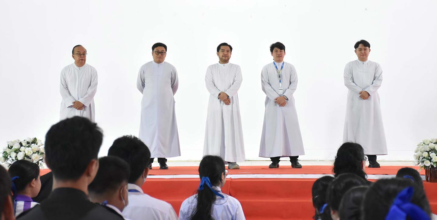 Br. Inigo Visits La Salle Chanthaburi in Thailand