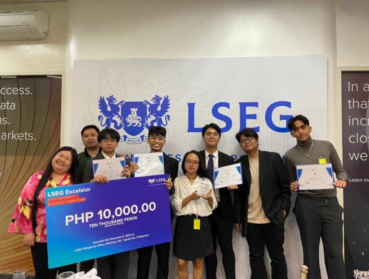 Economics Students Win 2nd Runner-Up in Research Competition