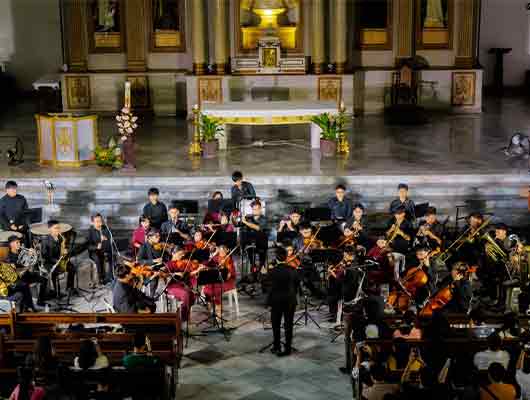 Lights, Camera, Music Fills University Chapel