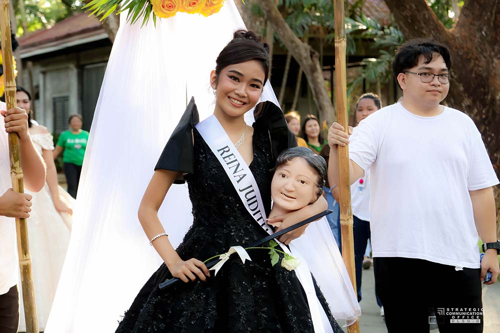 Annual Santacruzan