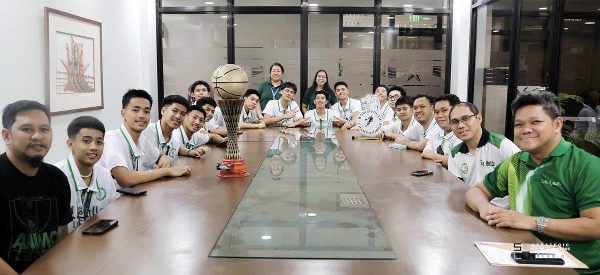Junior Patriots Courtesy Call with Bro Pres gallery